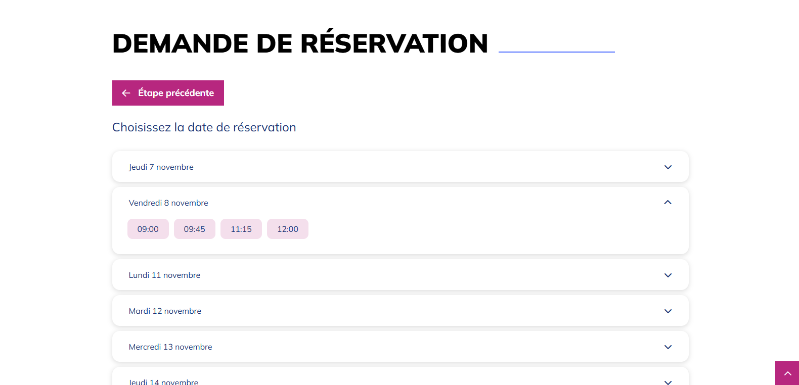 Le module de réservation en ligne permet à vos usagers de réserver une salle ou un creneau de rendez-vous en ligne directement depuis votre site internet. 